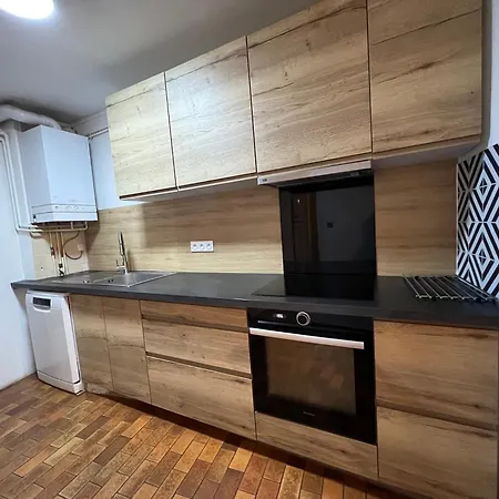 펜션 Maison En Face Du Marche Notre-dame 푸아티에