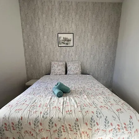 Maison En Face Du Marche Notre-dame Feriehus Poitiers