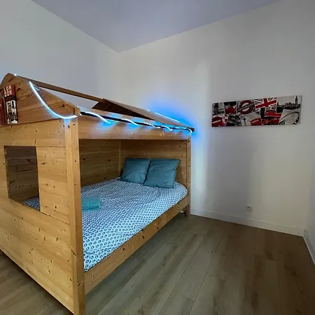 Maison En Face Du Marche Notre-dame 펜션 푸아티에