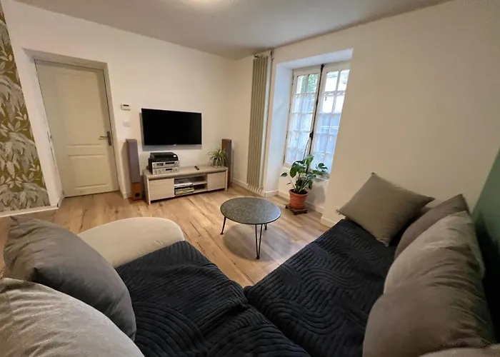 Maison En Face Du Marche Notre-dame 푸아티에