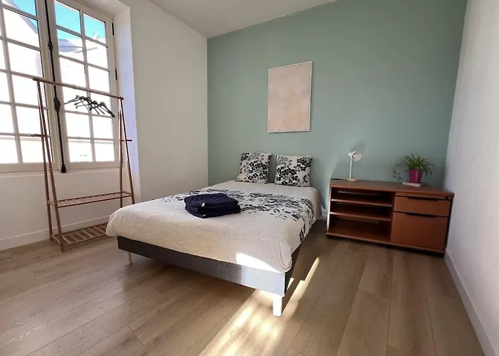 펜션 Maison En Face Du Marche Notre-dame 푸아티에